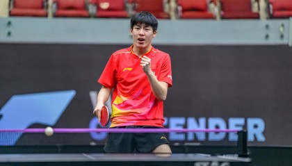 完美竞技注册-3-0横扫进八强！国乒19岁新星再闪耀：05后追赶王楚钦就靠他？